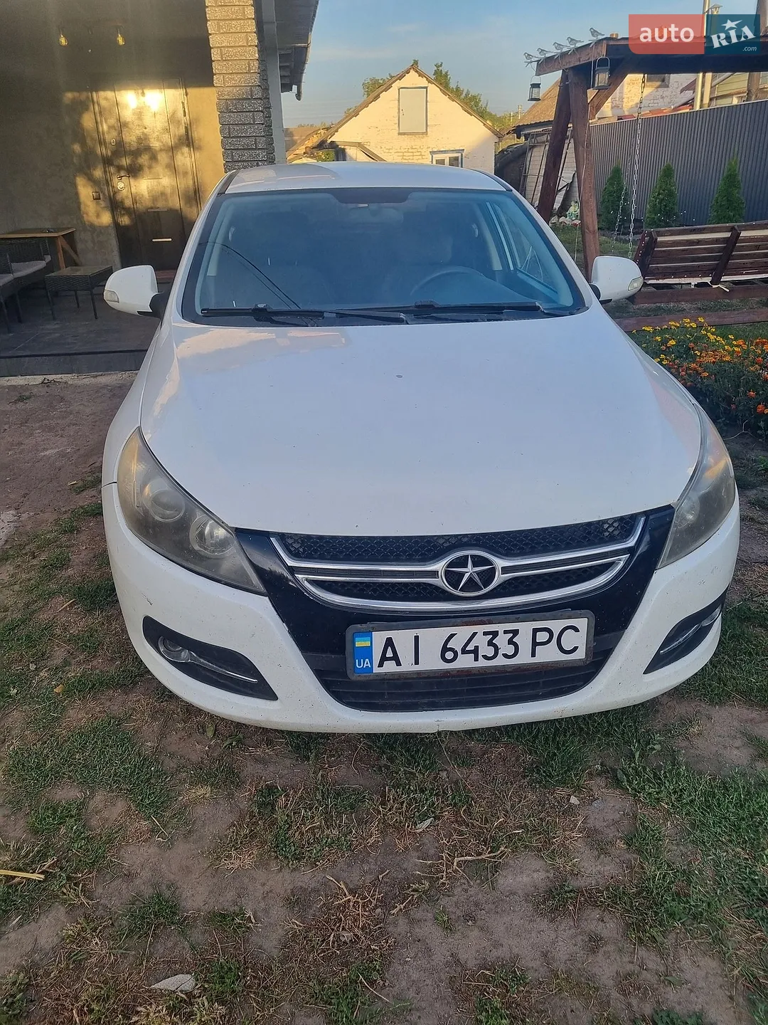 JAC J5, 2013