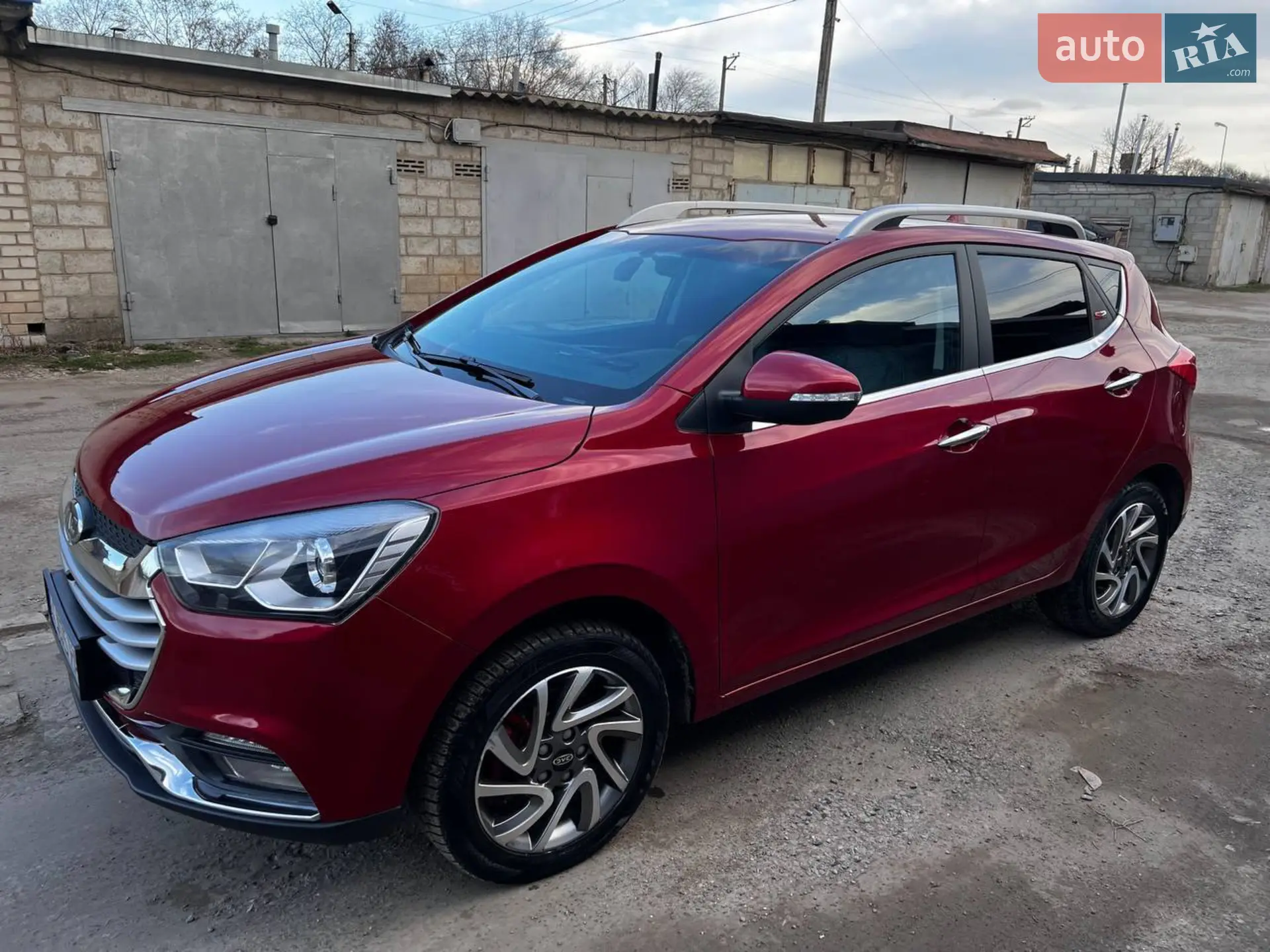 JAC S2, 2017
