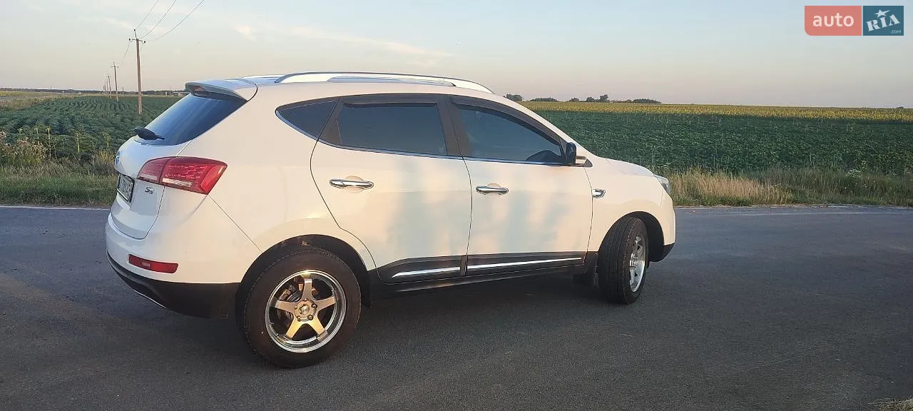 JAC S5, 2014