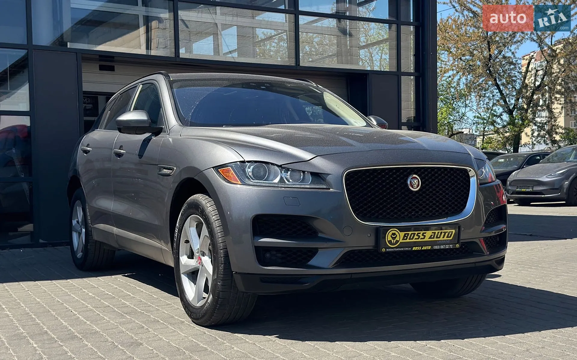 Jaguar F-Pace, 2016