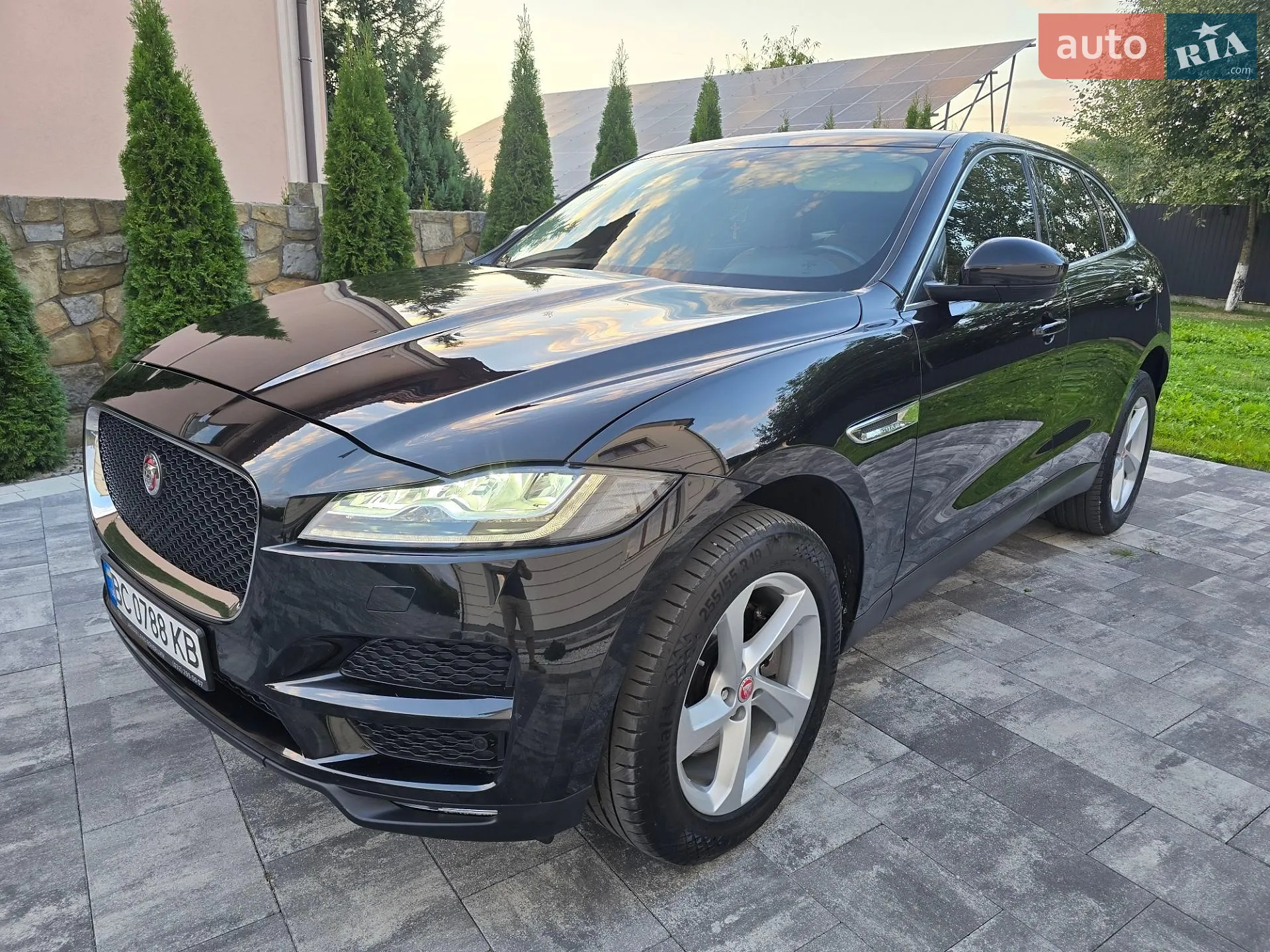 Jaguar F-Pace, 2020