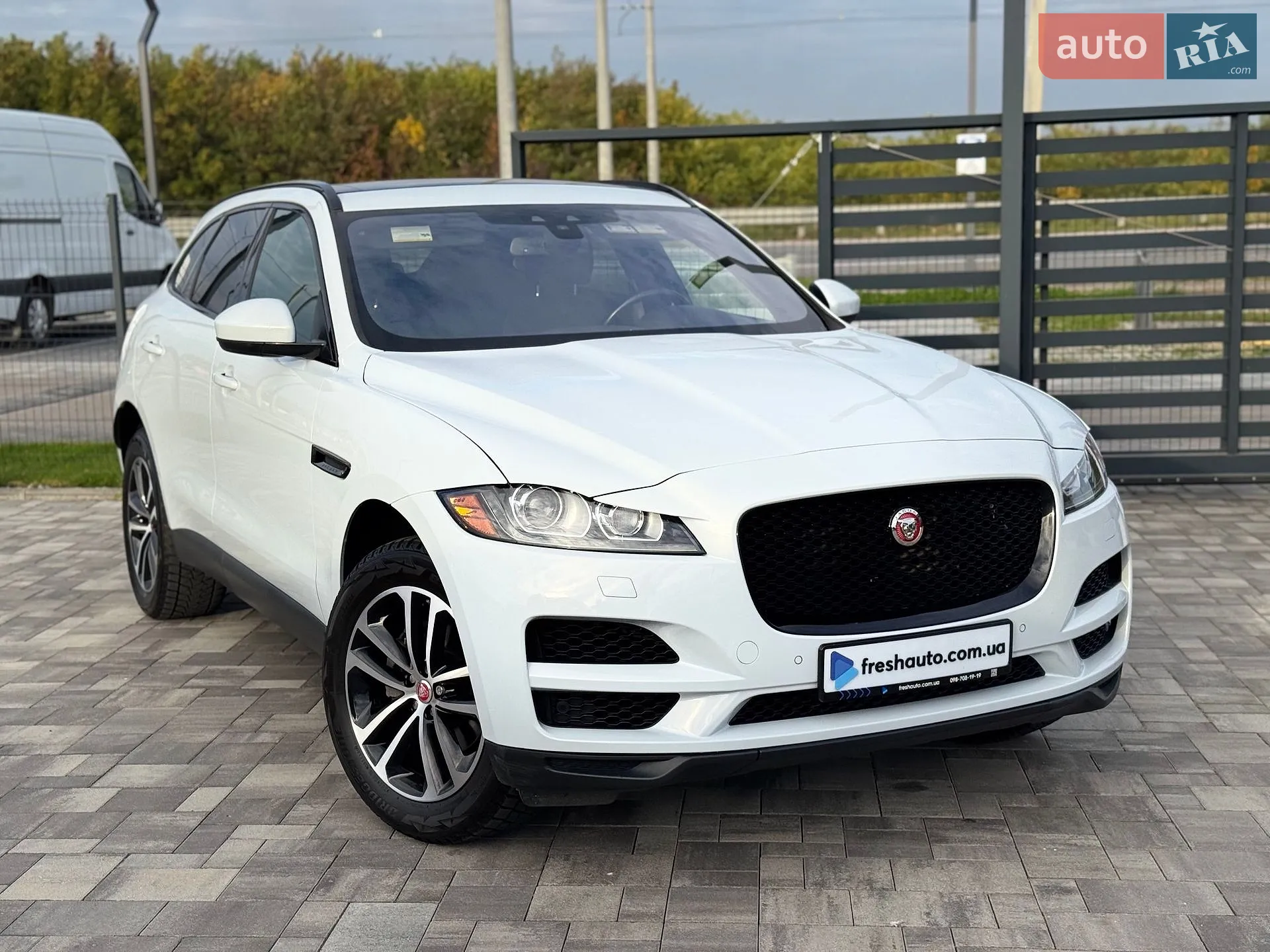 Jaguar F-Pace, 2018