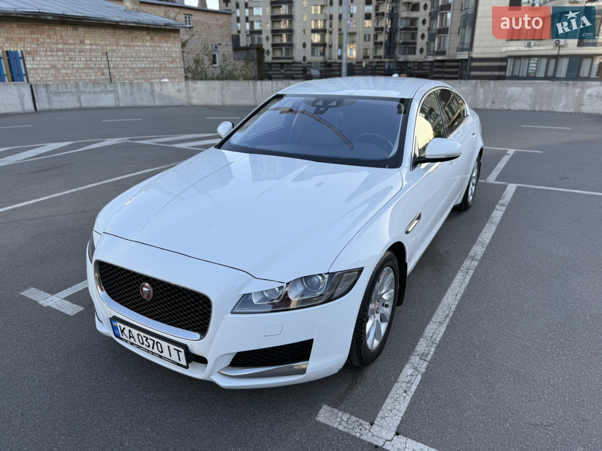 Jaguar XF, 2017