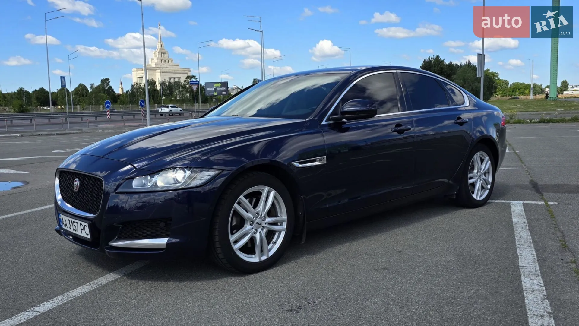 Jaguar XF, 2016