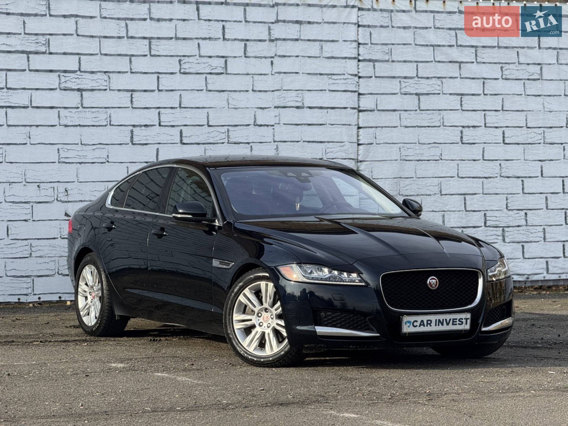 Jaguar XF, 2016