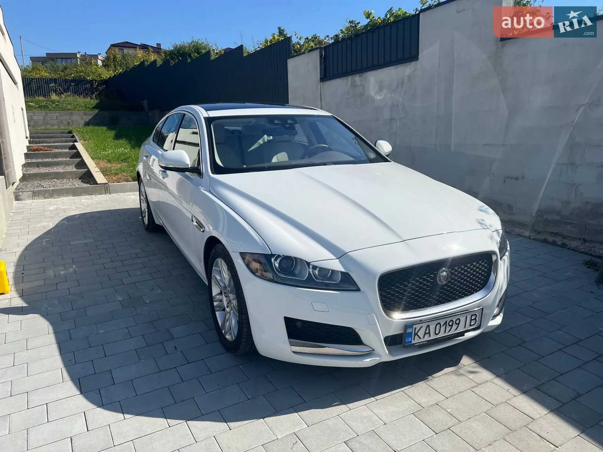 Jaguar XF, 2017