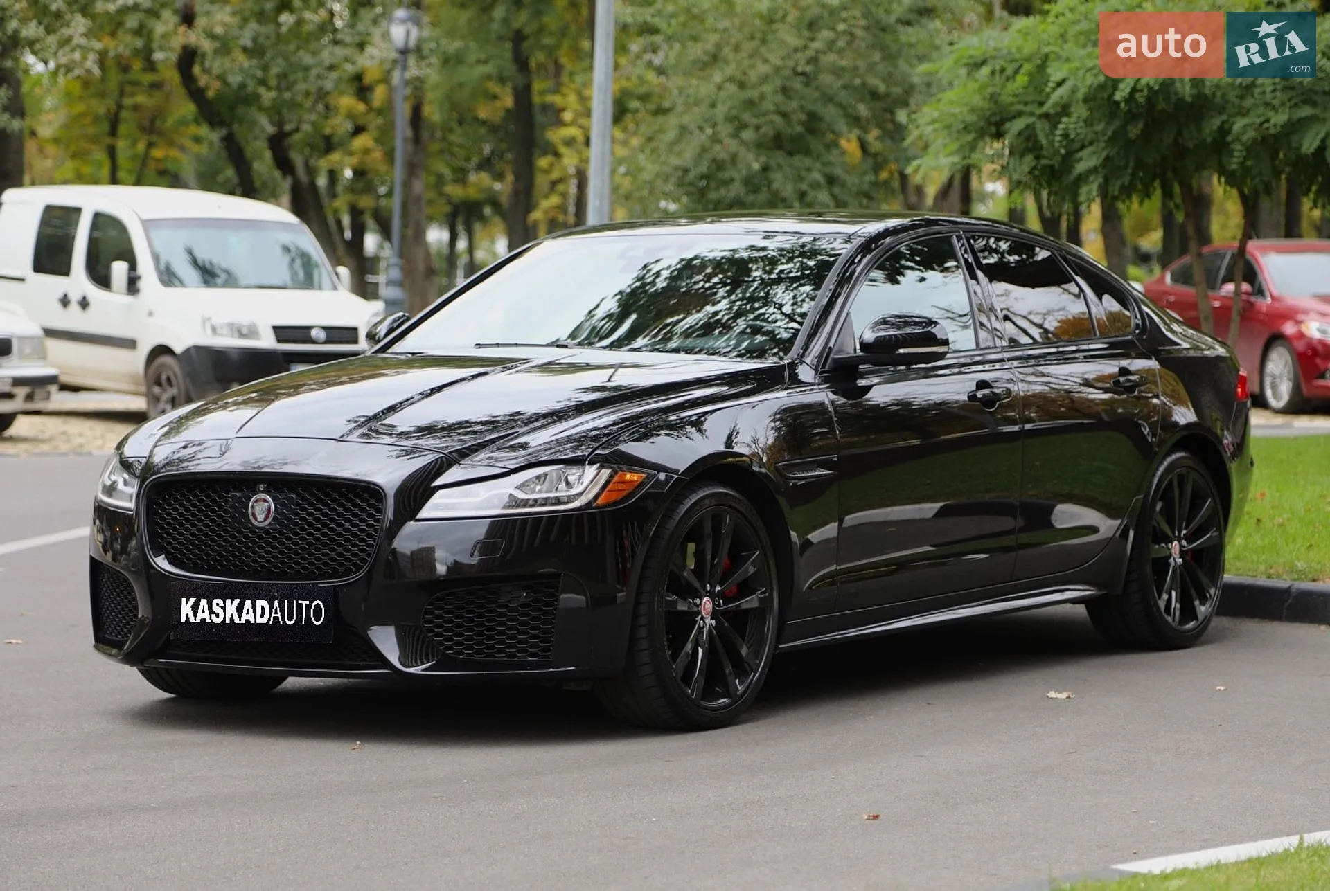Jaguar XF, 2015