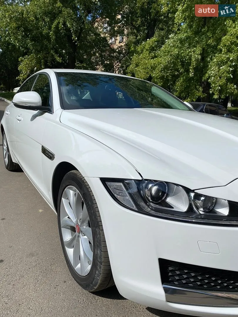 Jaguar XF, 2016