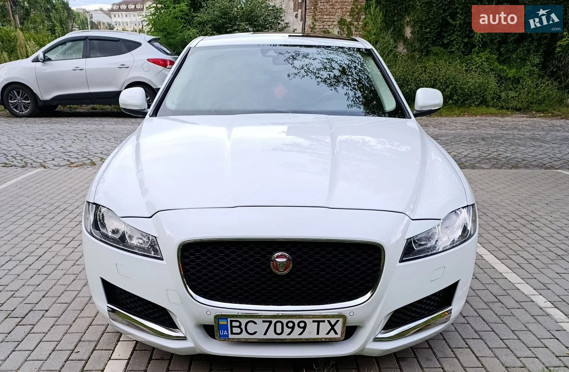 Jaguar XF, 2017