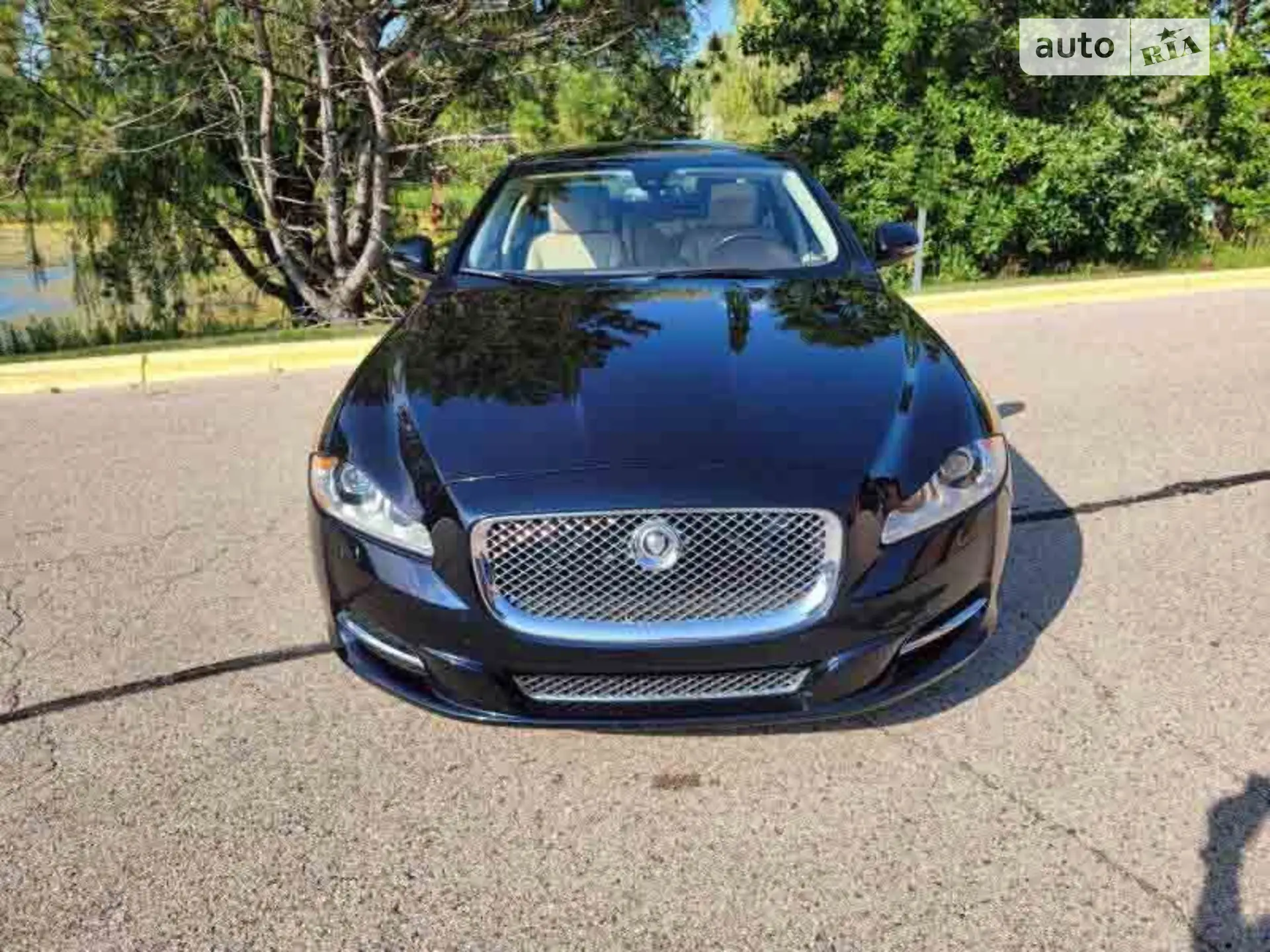 Jaguar XJ, 2010