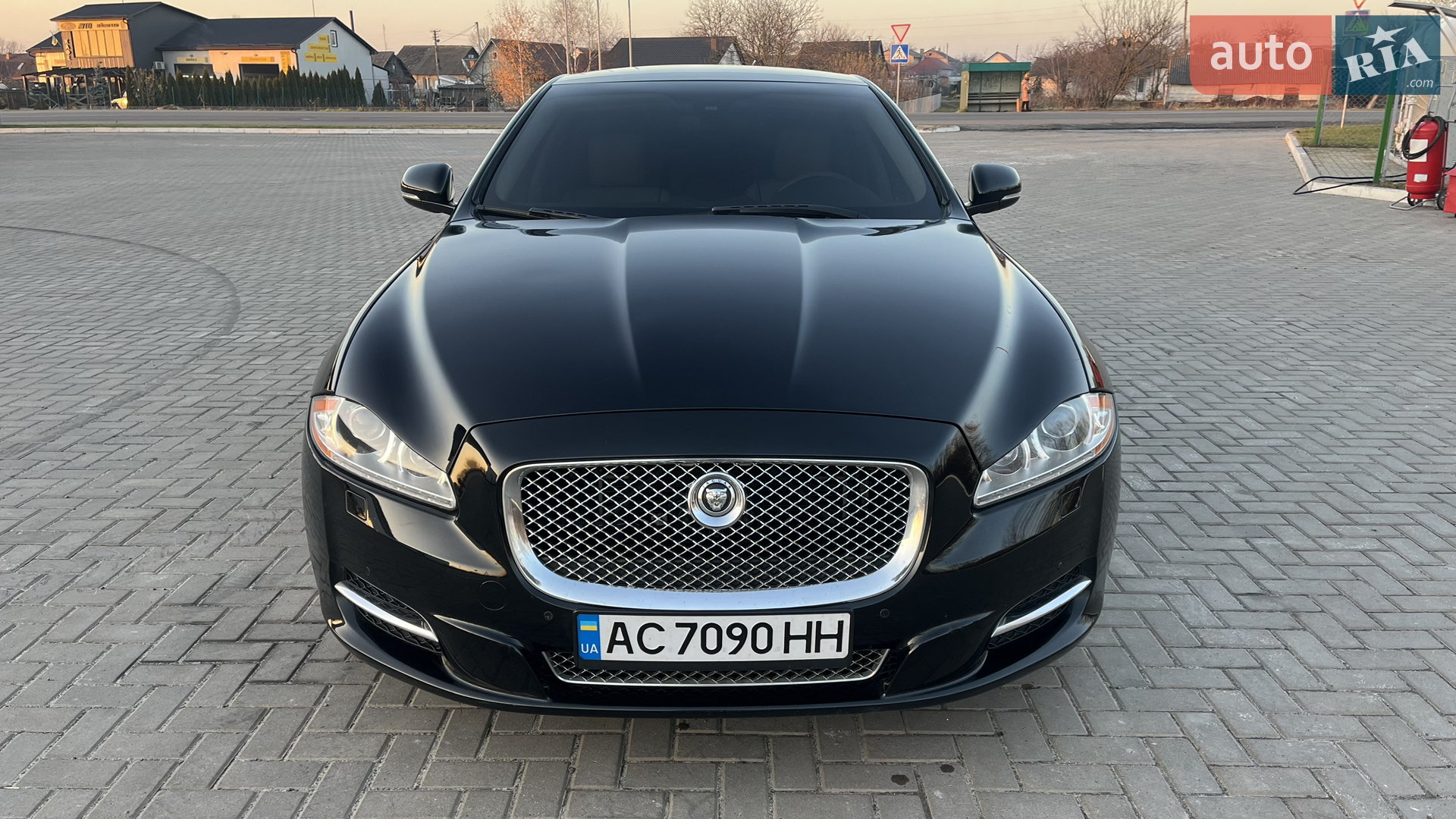 Jaguar XJ, 2013