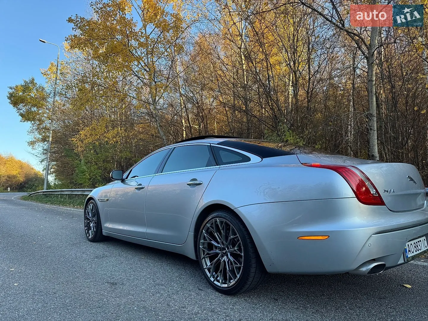 Jaguar XJ, 2010