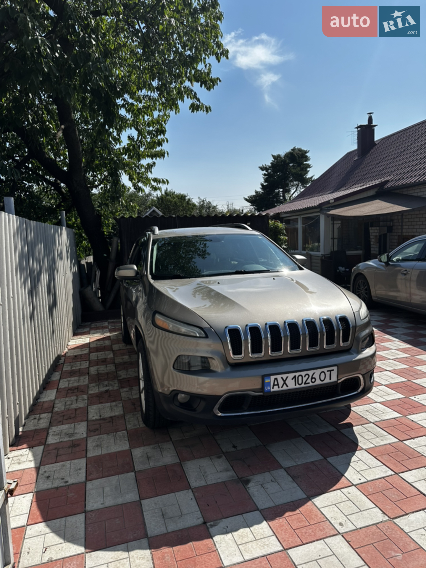 Jeep Cherokee, 2016