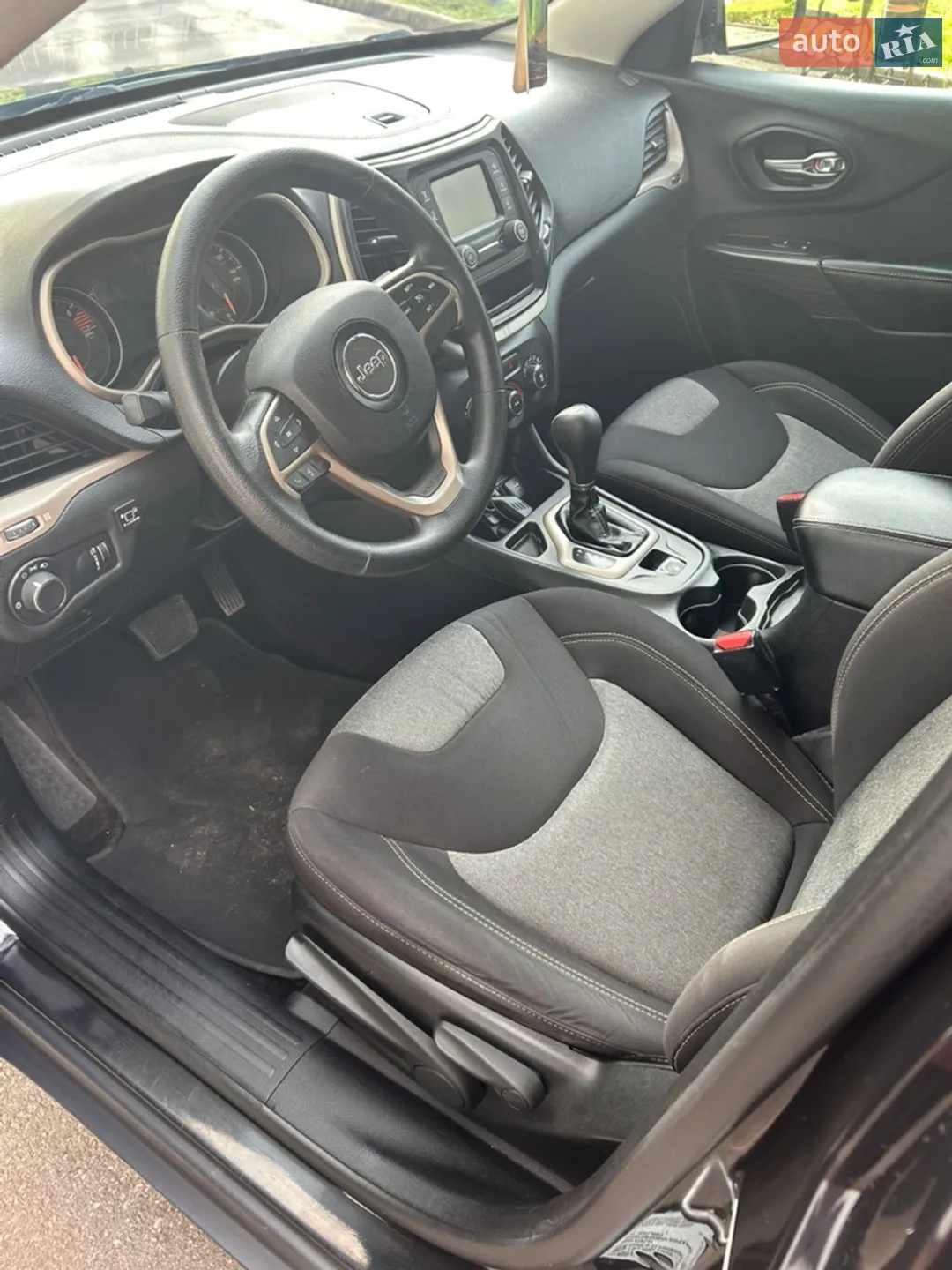 Jeep Cherokee, 2016