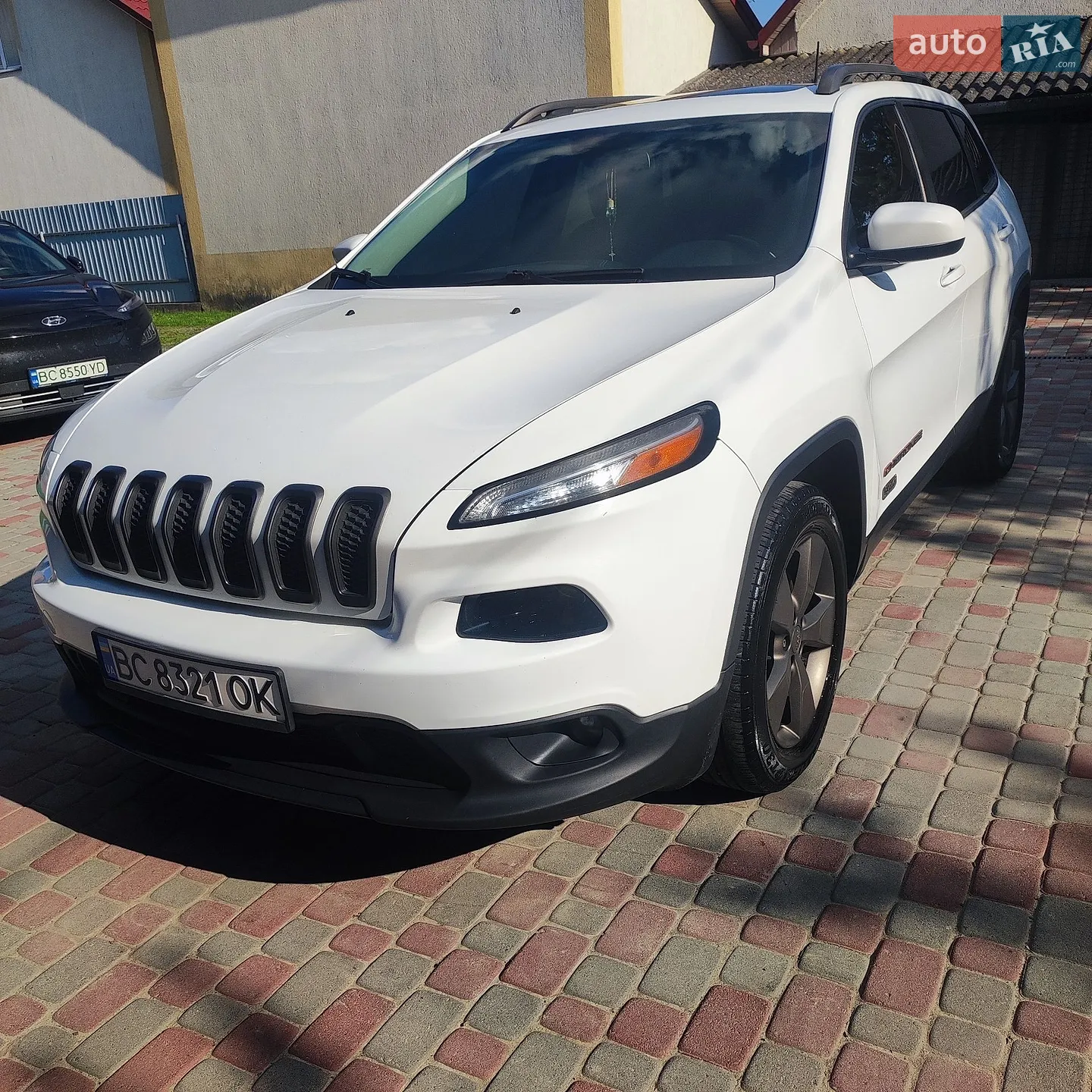 Jeep Cherokee, 2016
