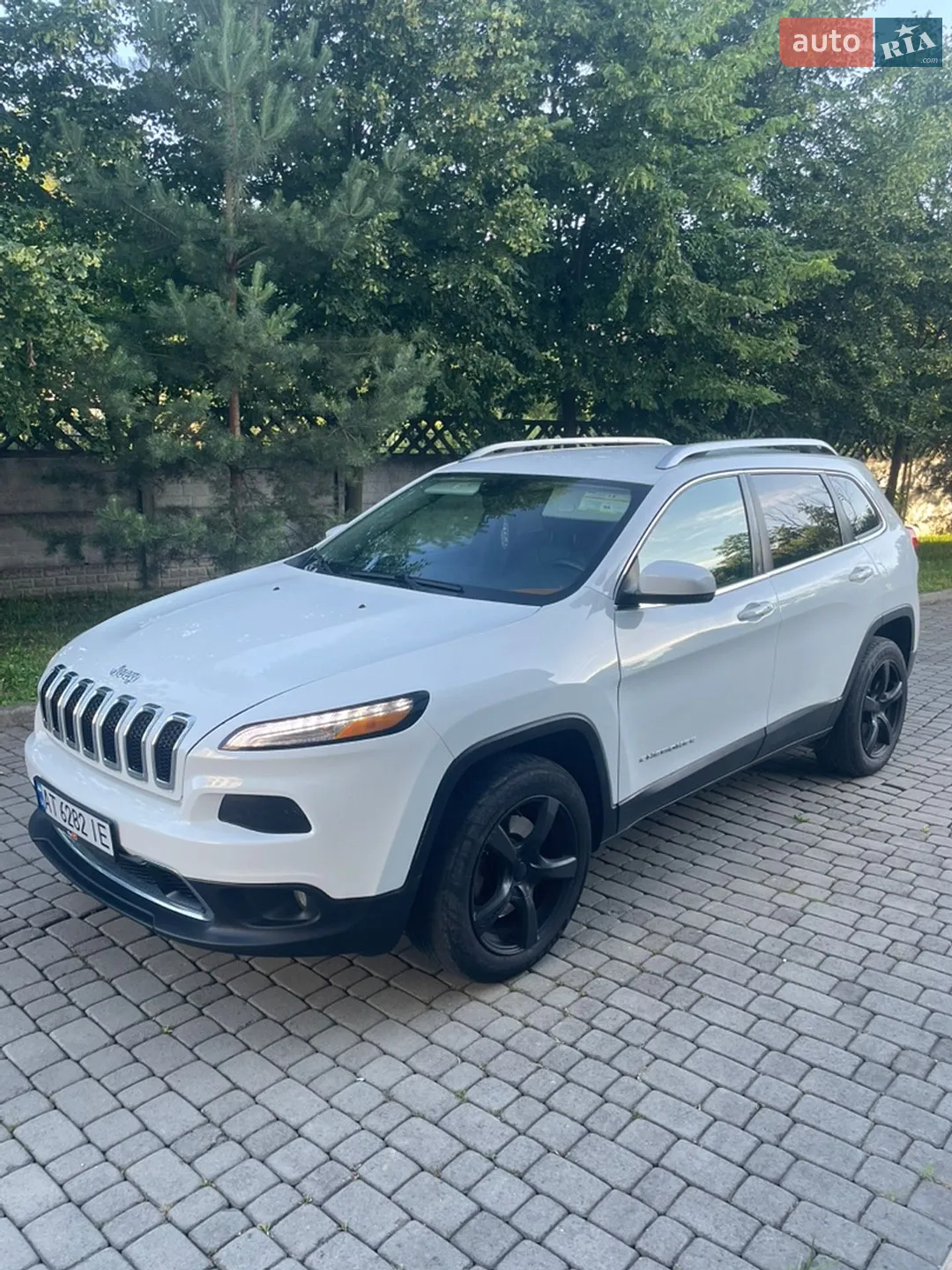 Jeep Cherokee, 2016