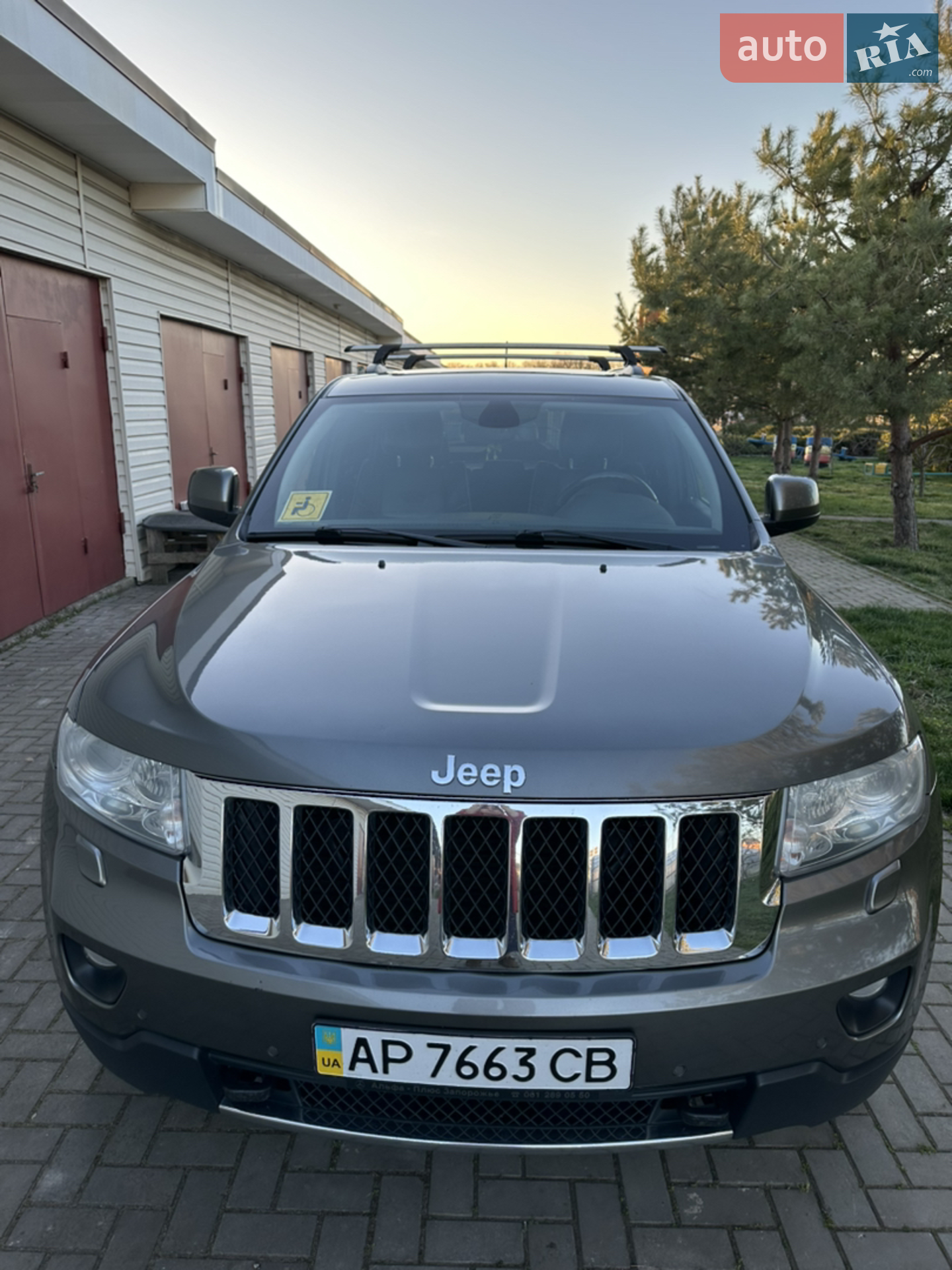 Jeep Grand Cherokee, 2011