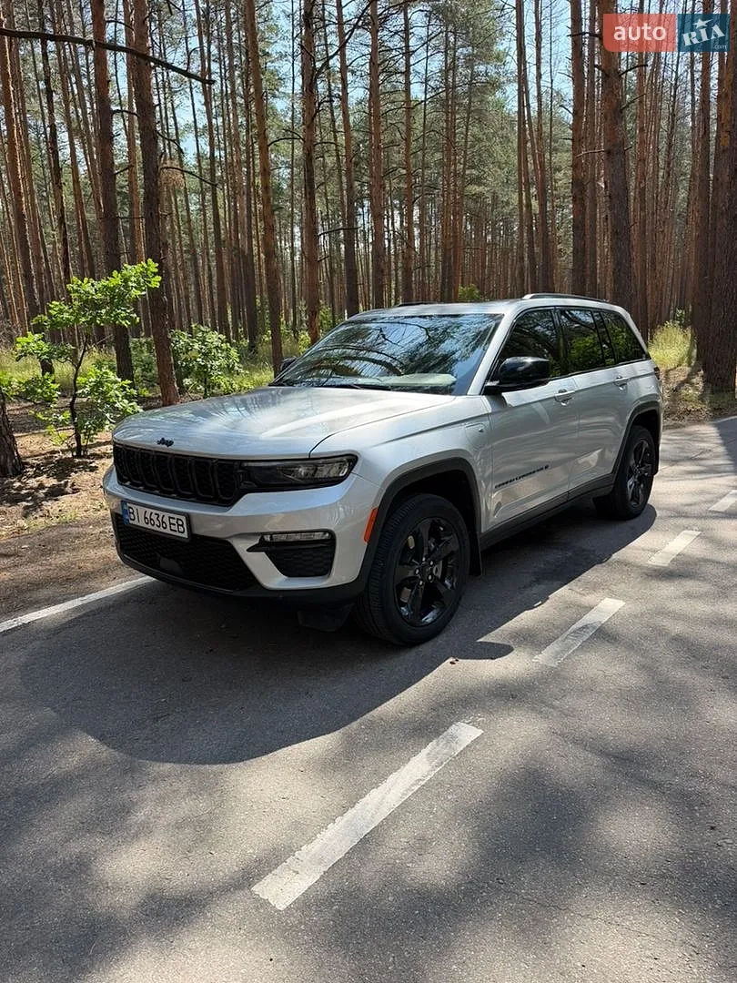Jeep Grand Cherokee, 2023