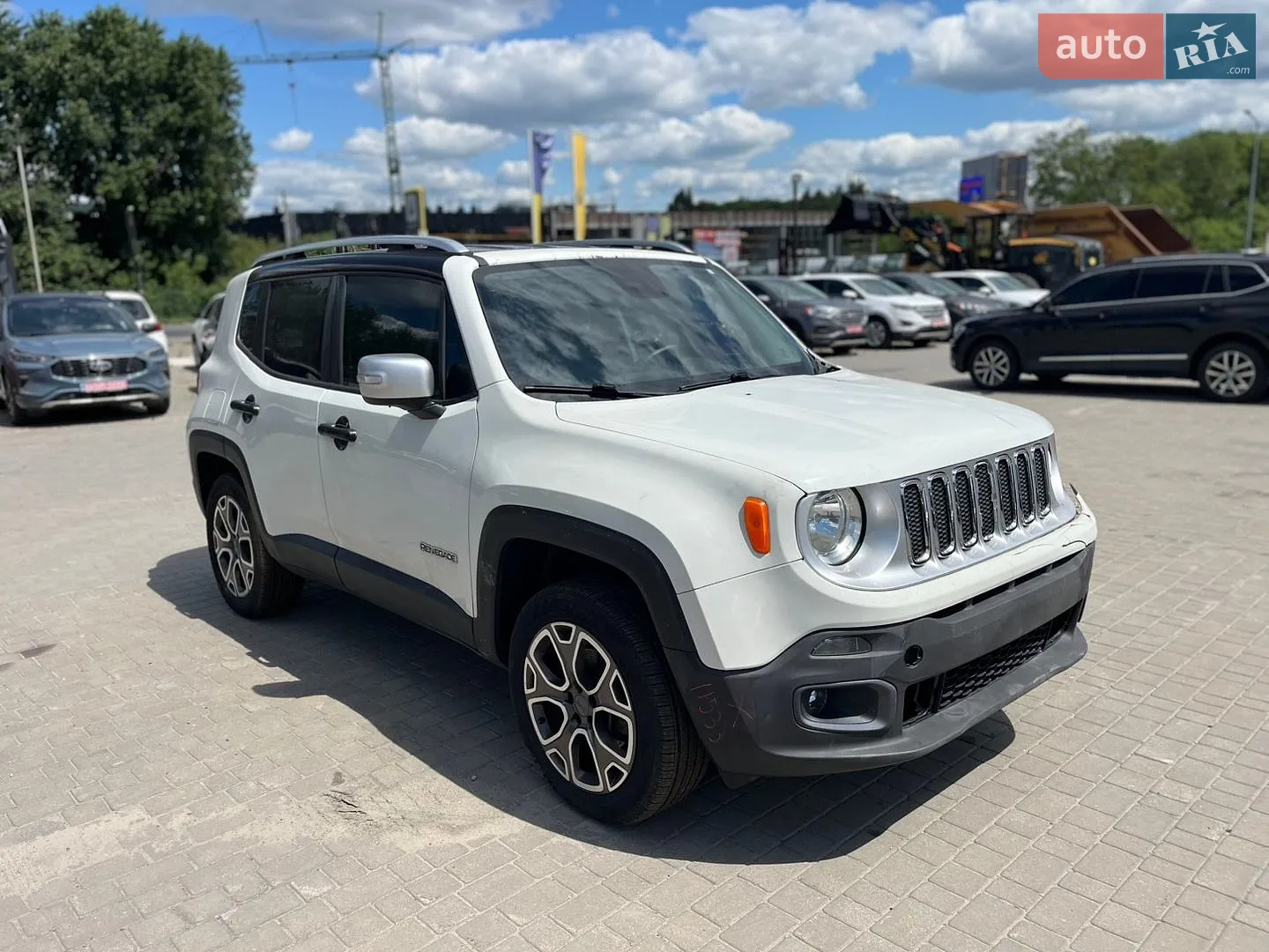Jeep Renegade, 2015