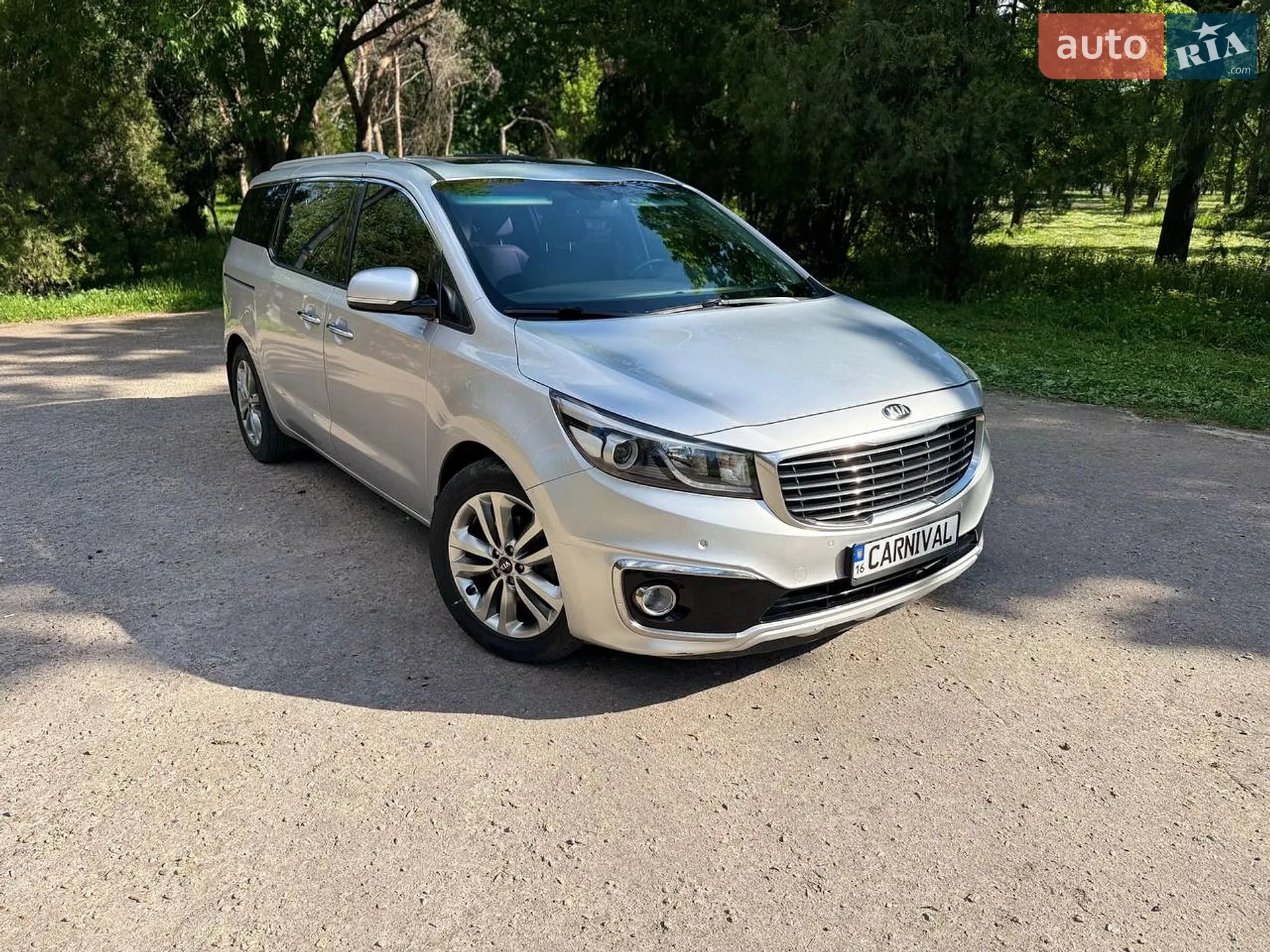 Kia Carnival, 2015