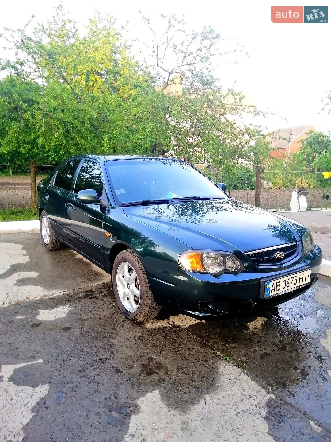 Kia Shuma, 2002