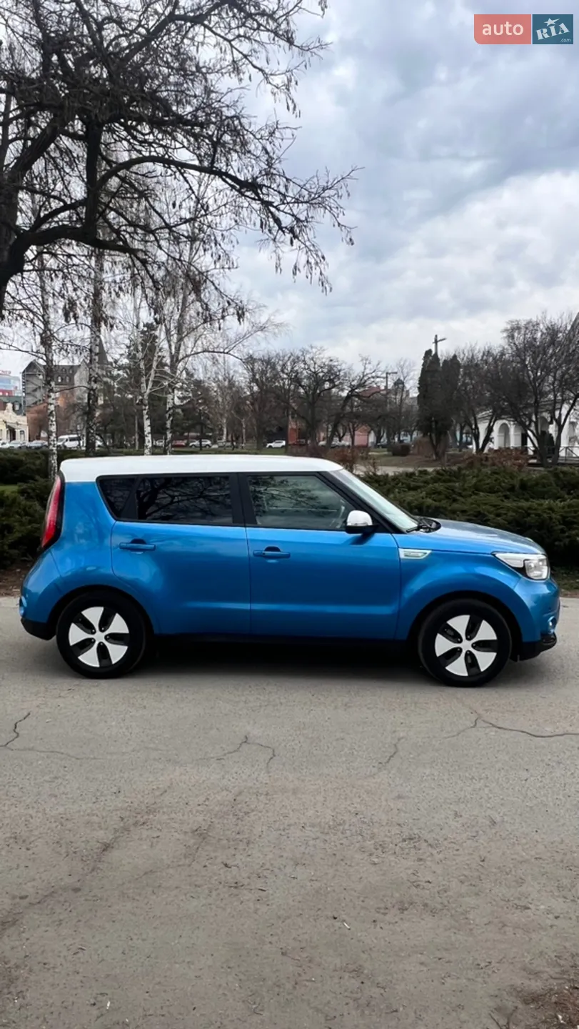 Kia Soul EV, 2014
