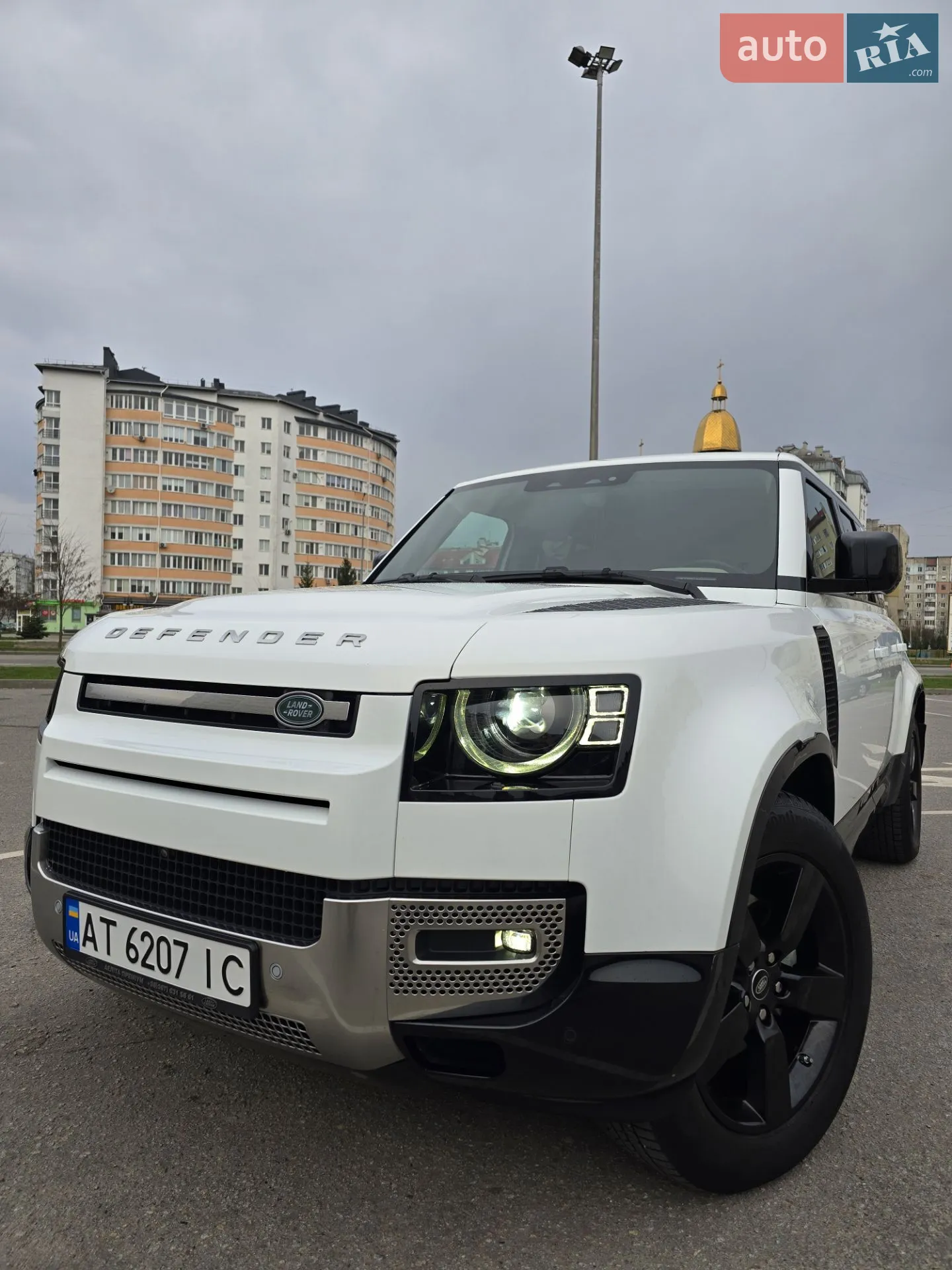 Land Rover Defender, 2022
