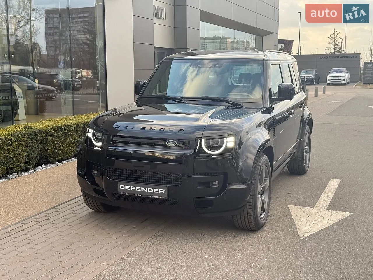 Land Rover Defender, 2026