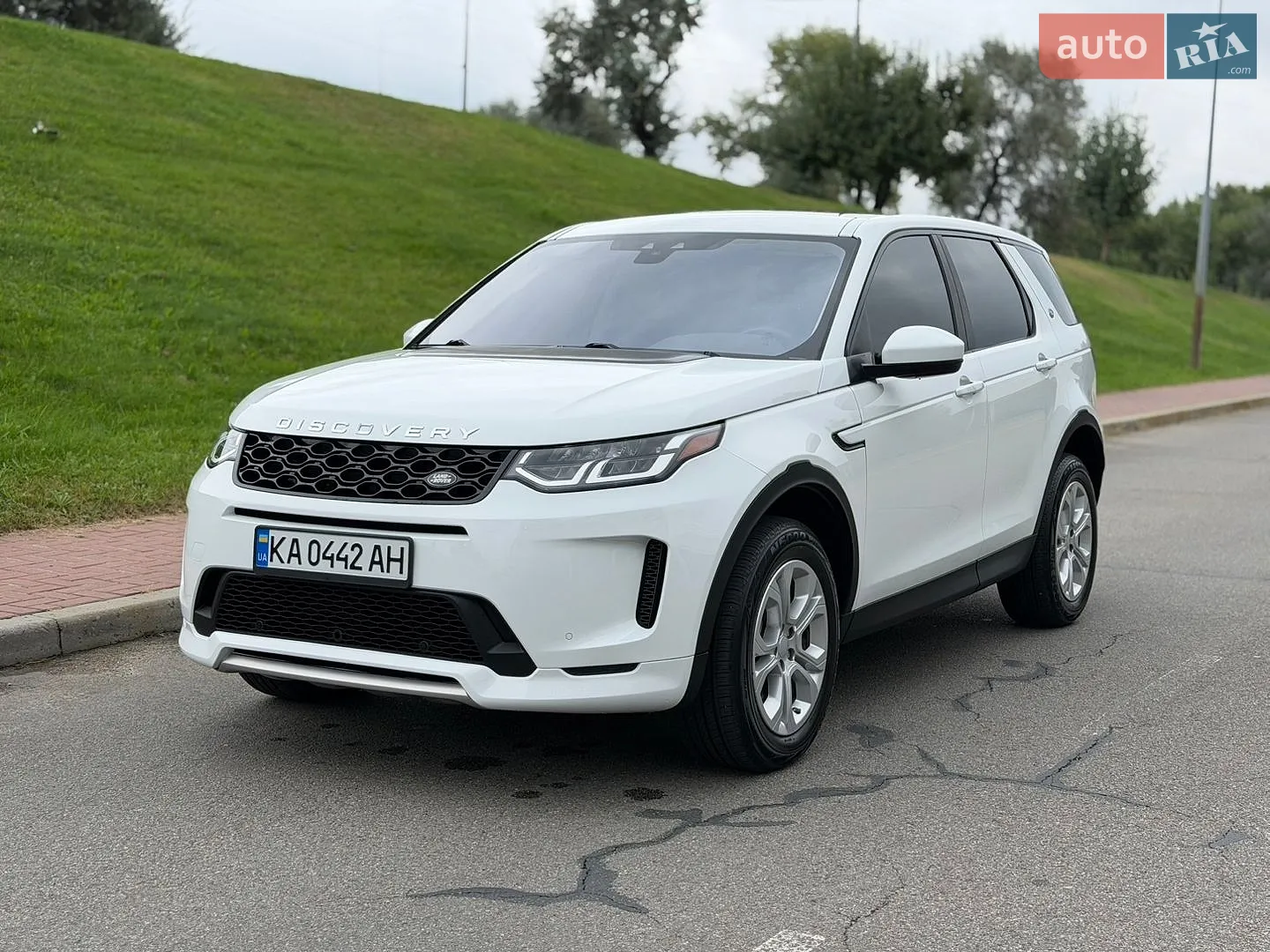 Land Rover Discovery Sport, 2020
