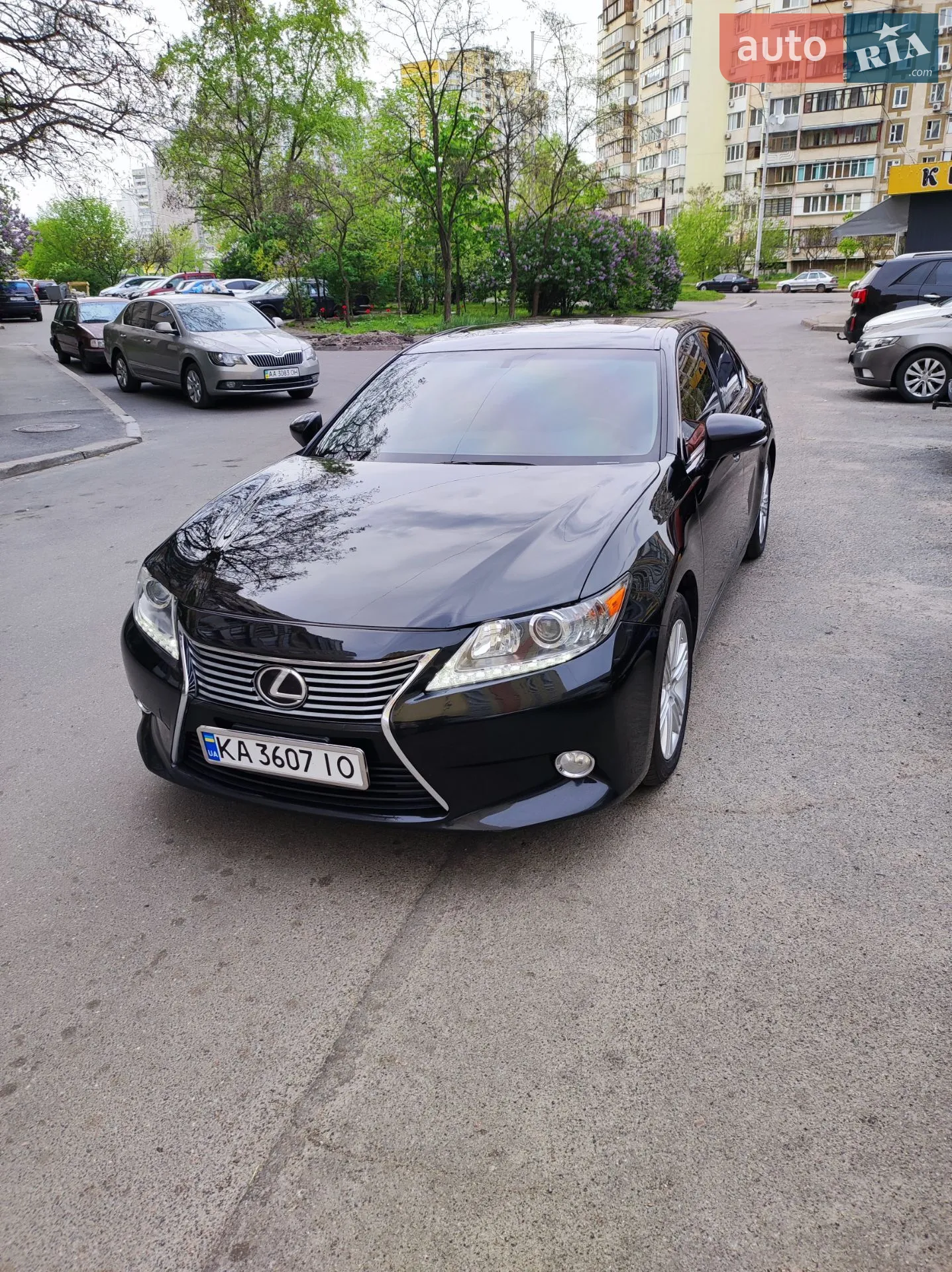 Lexus ES, 2012