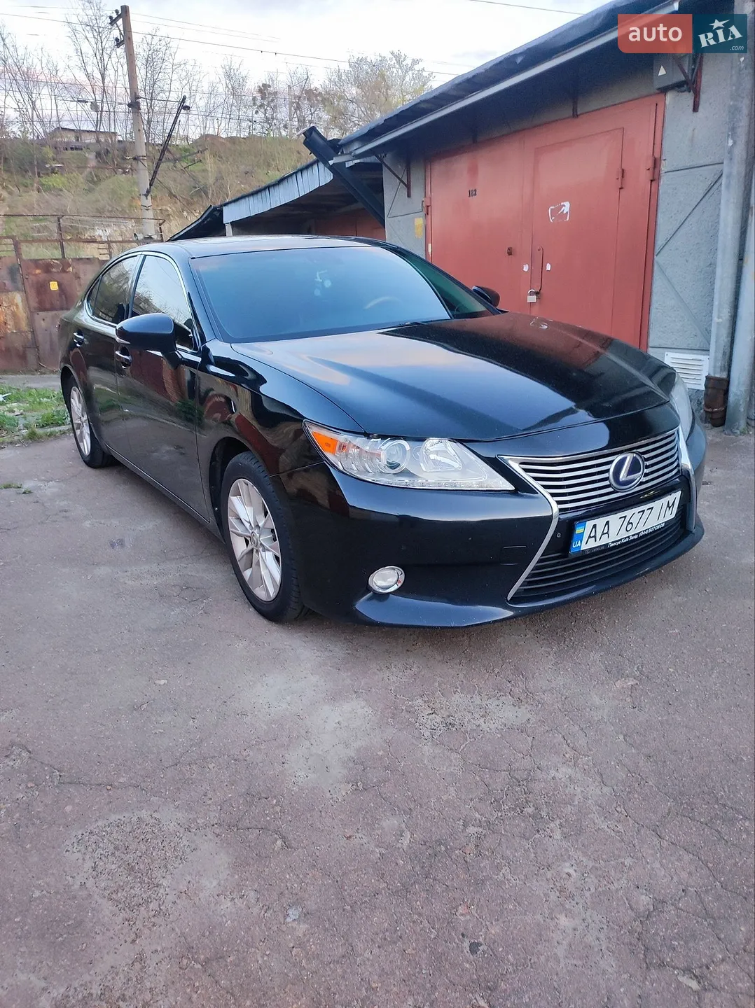 Lexus ES, 2014