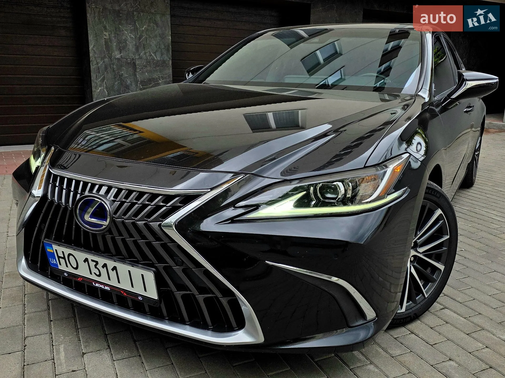 Lexus ES, 2022