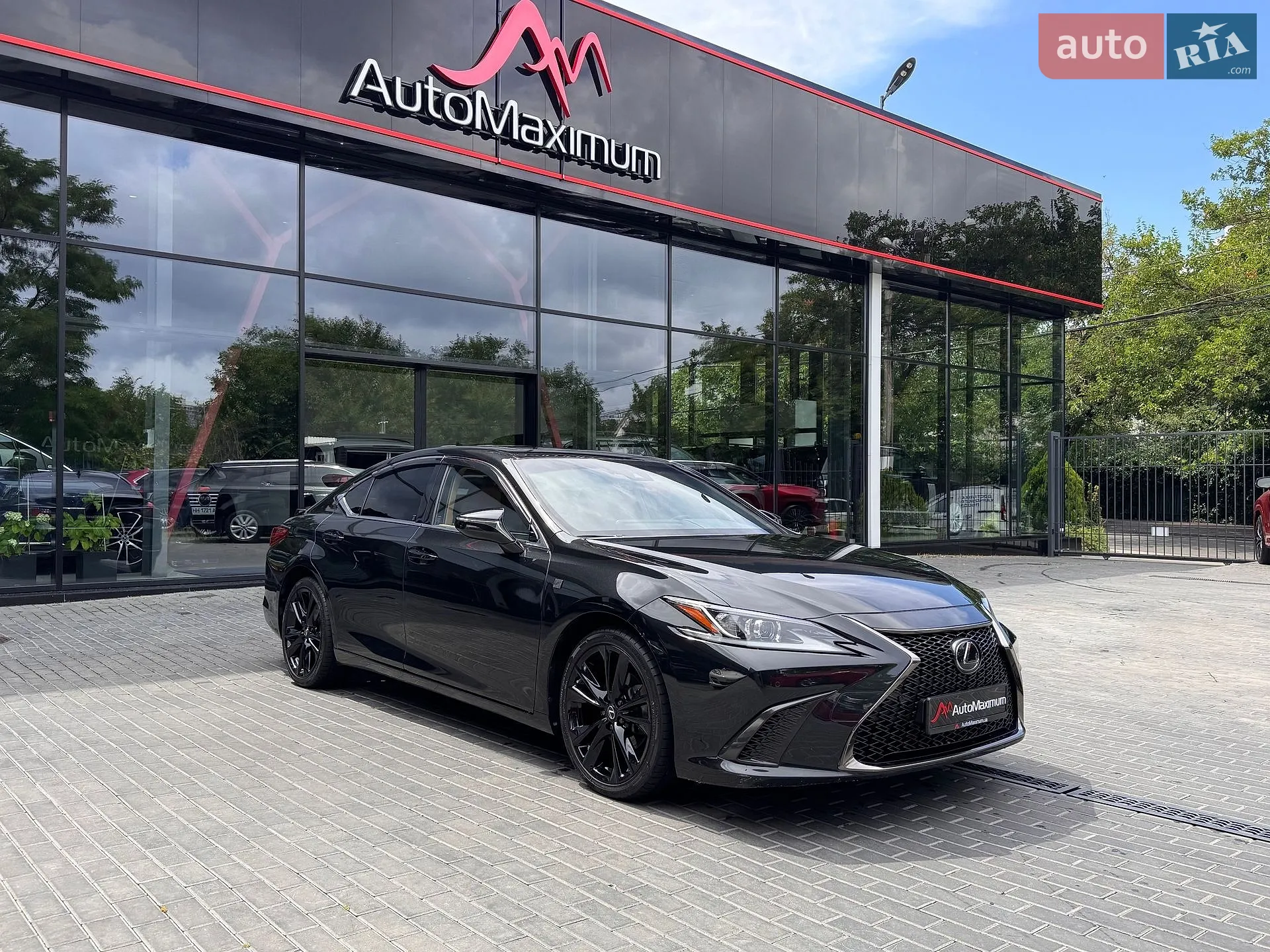 Lexus ES, 2023