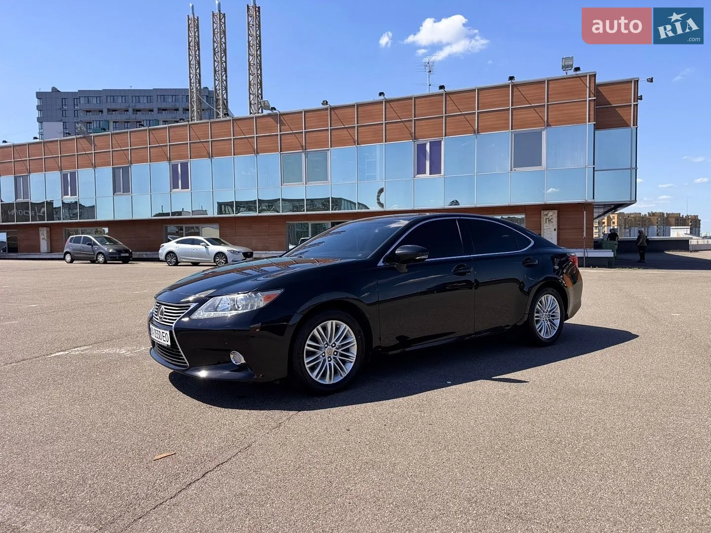 Lexus ES, 2012