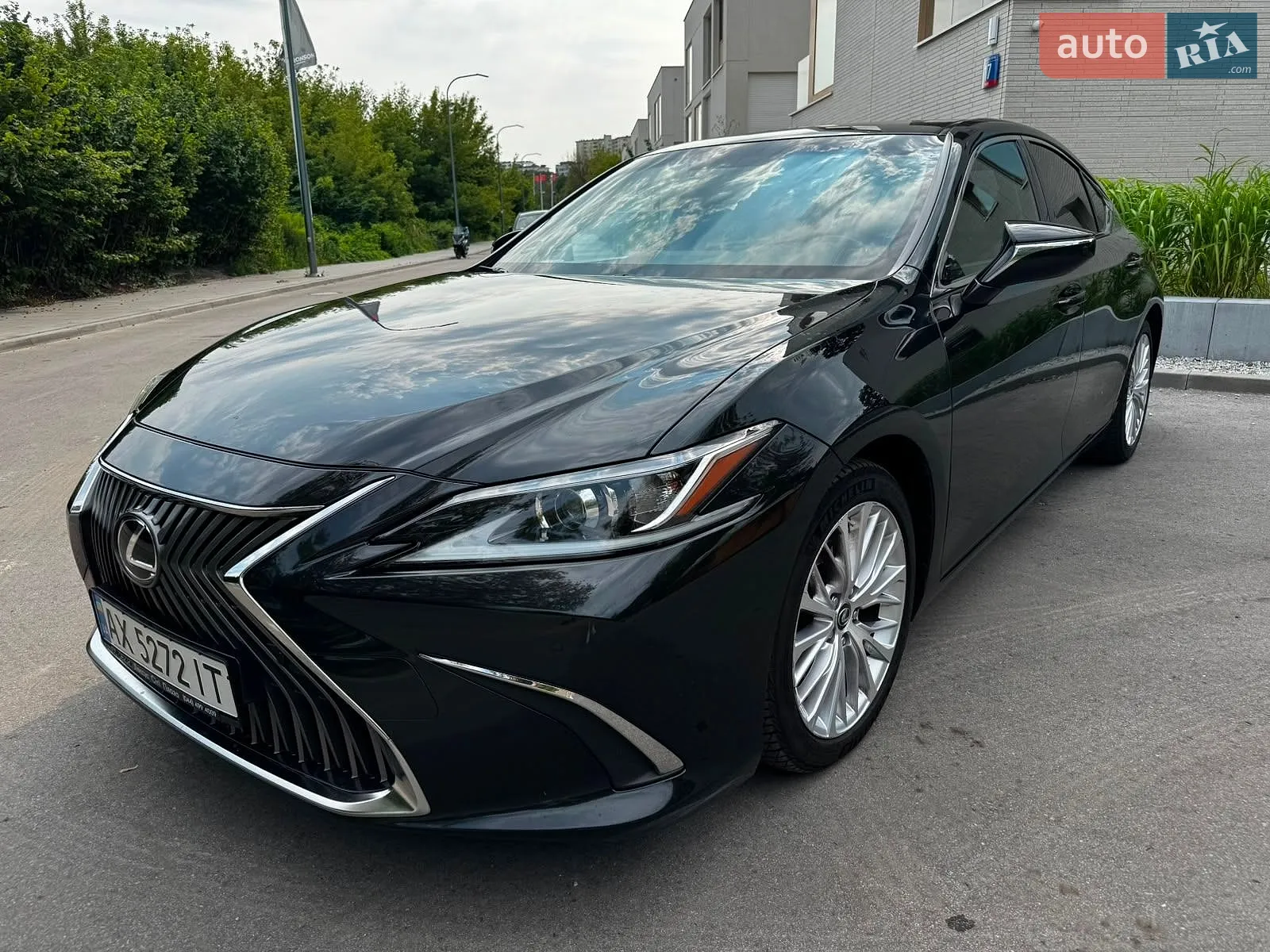 Lexus ES, 2020