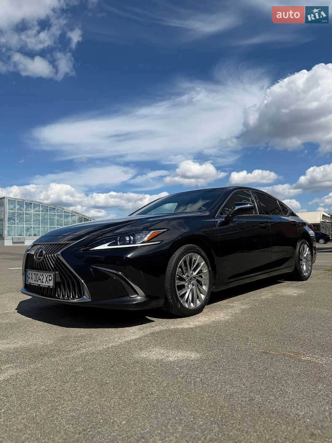 Lexus ES, 2019