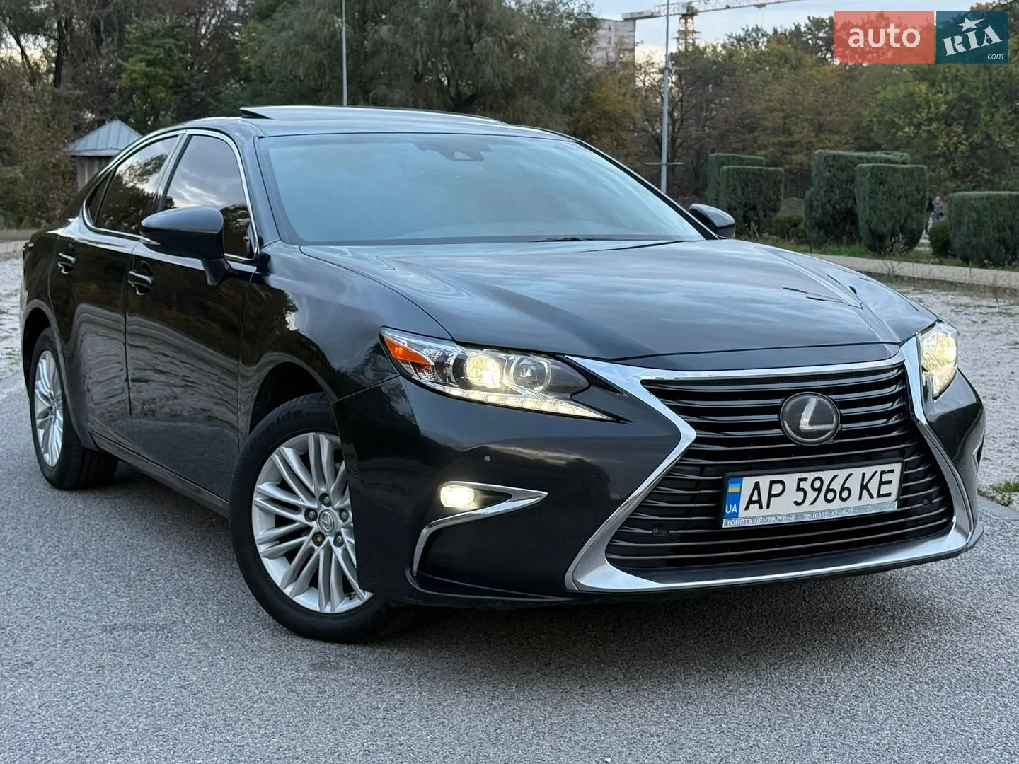Lexus ES, 2017