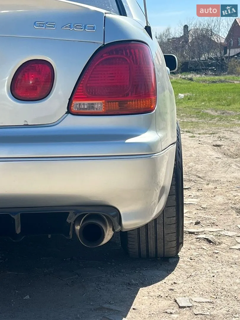Lexus GS, 2001