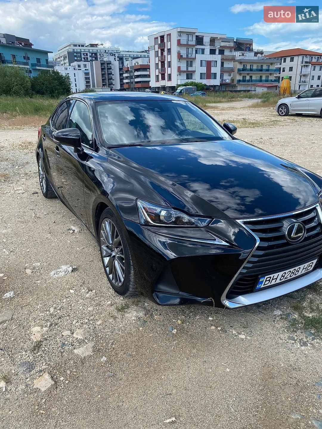 Lexus IS, 2017