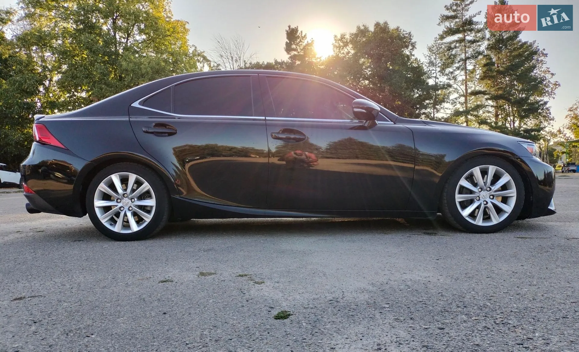 Lexus IS, 2016