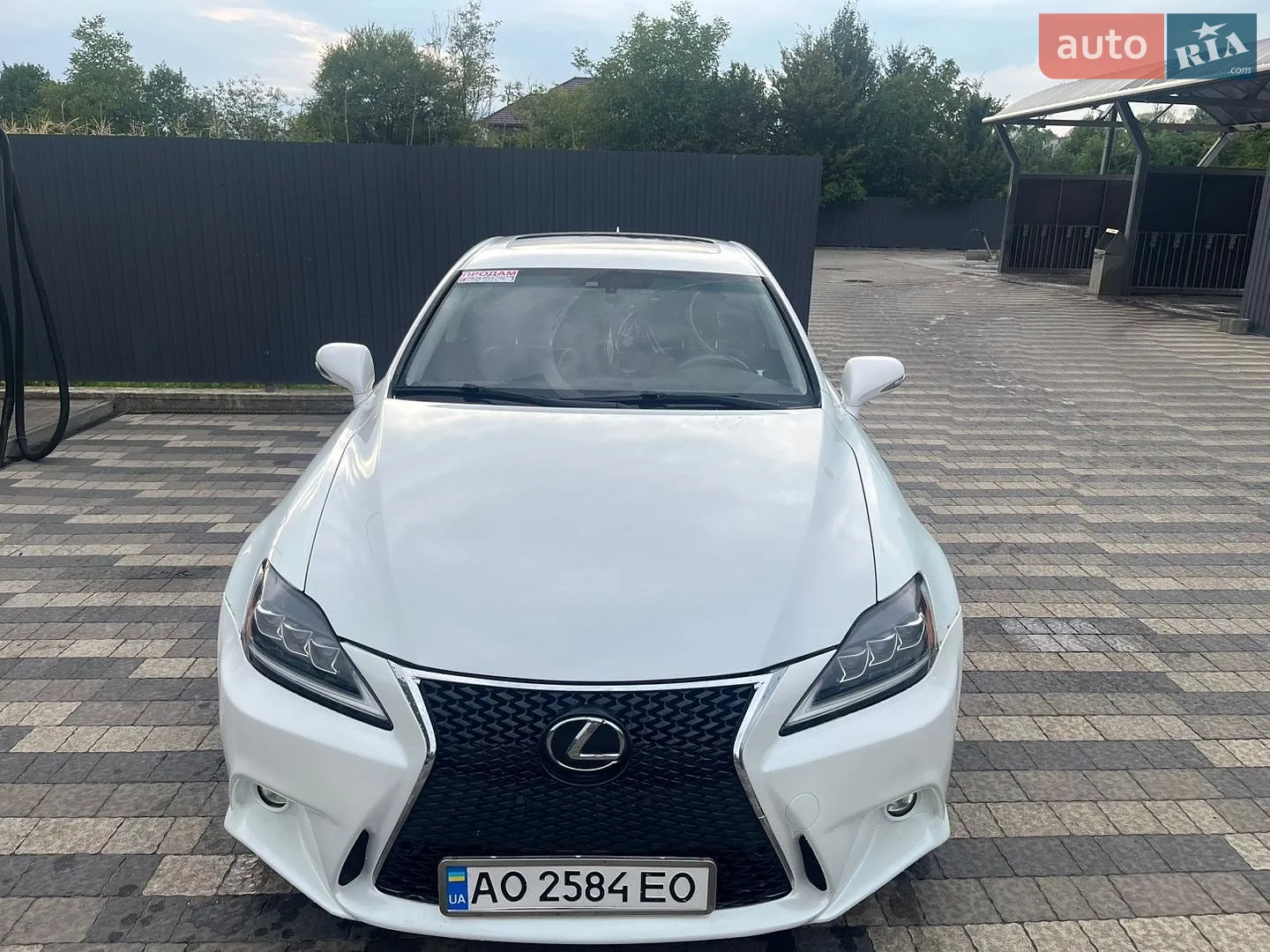 Lexus IS, 2010