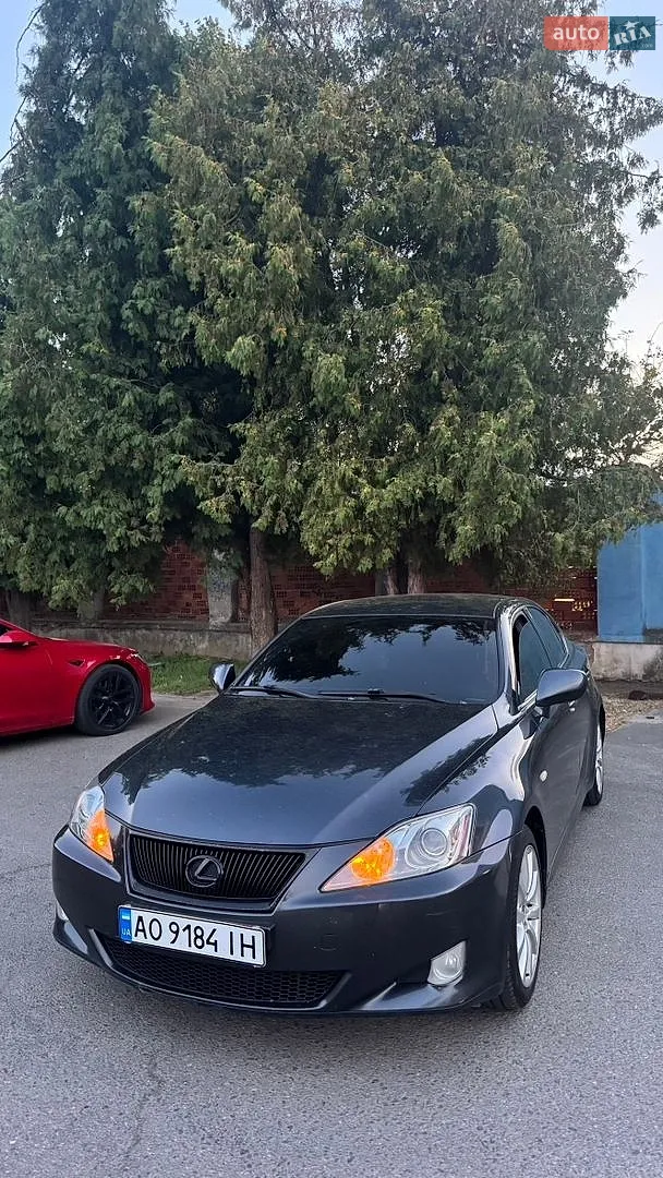 Lexus IS, 2007