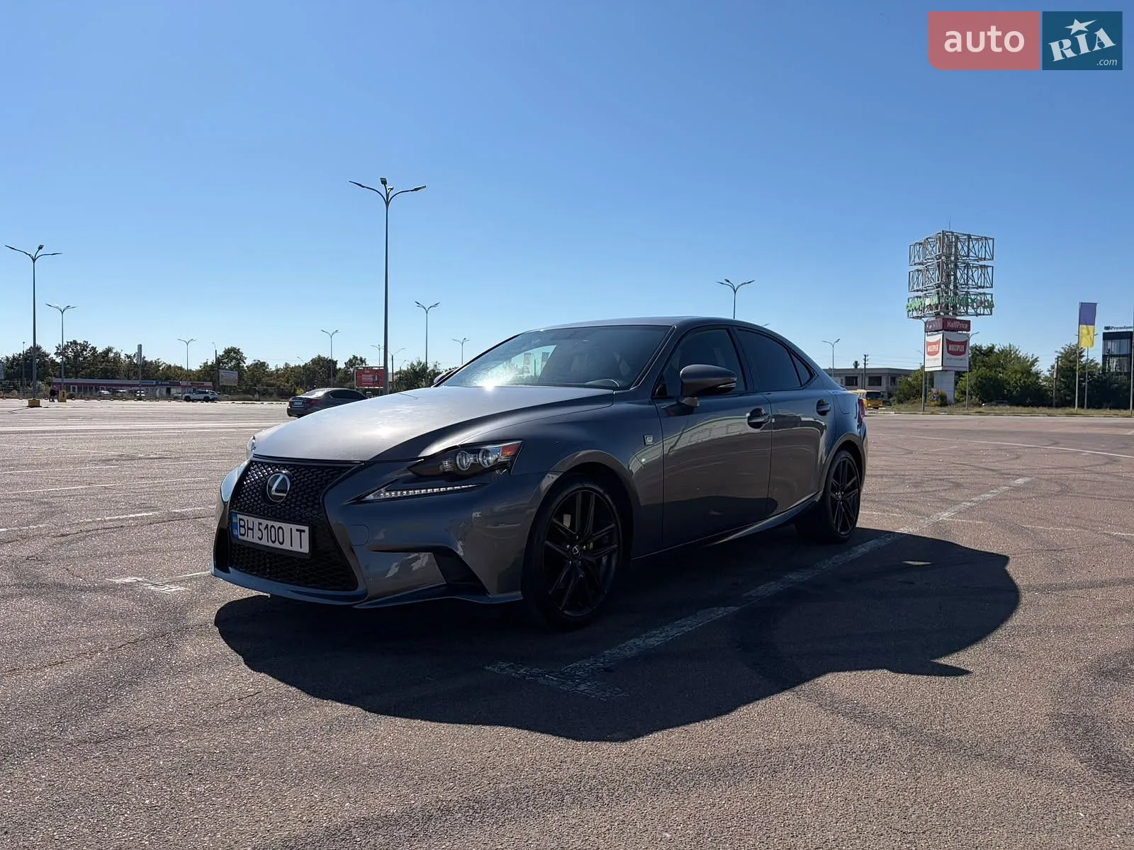 Lexus IS, 2014
