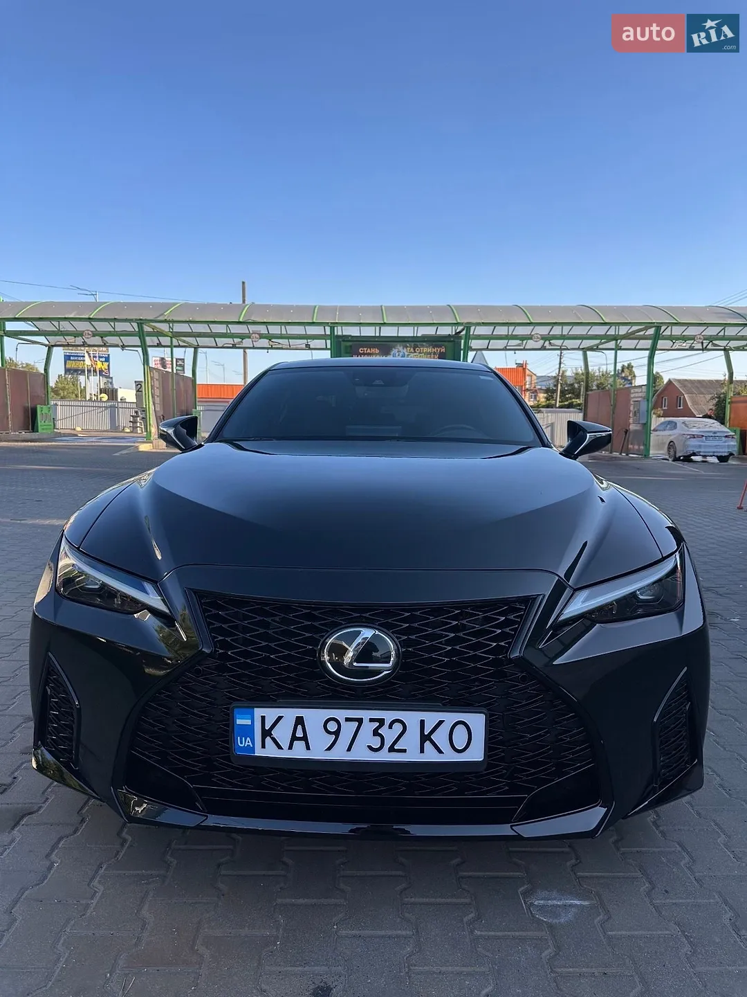 Lexus IS, 2021