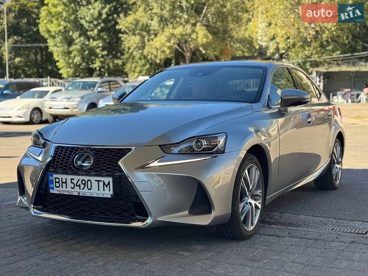 Lexus IS, 2018