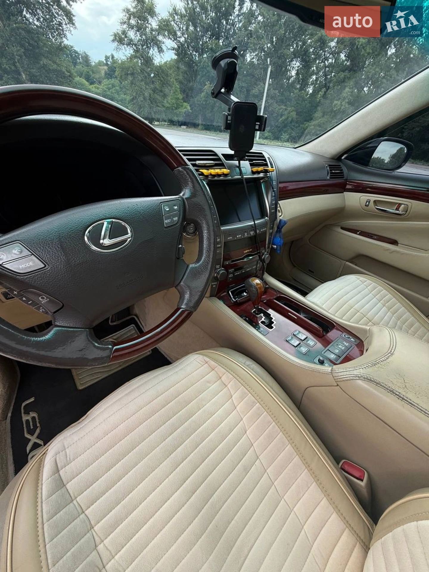 Lexus LS, 2007