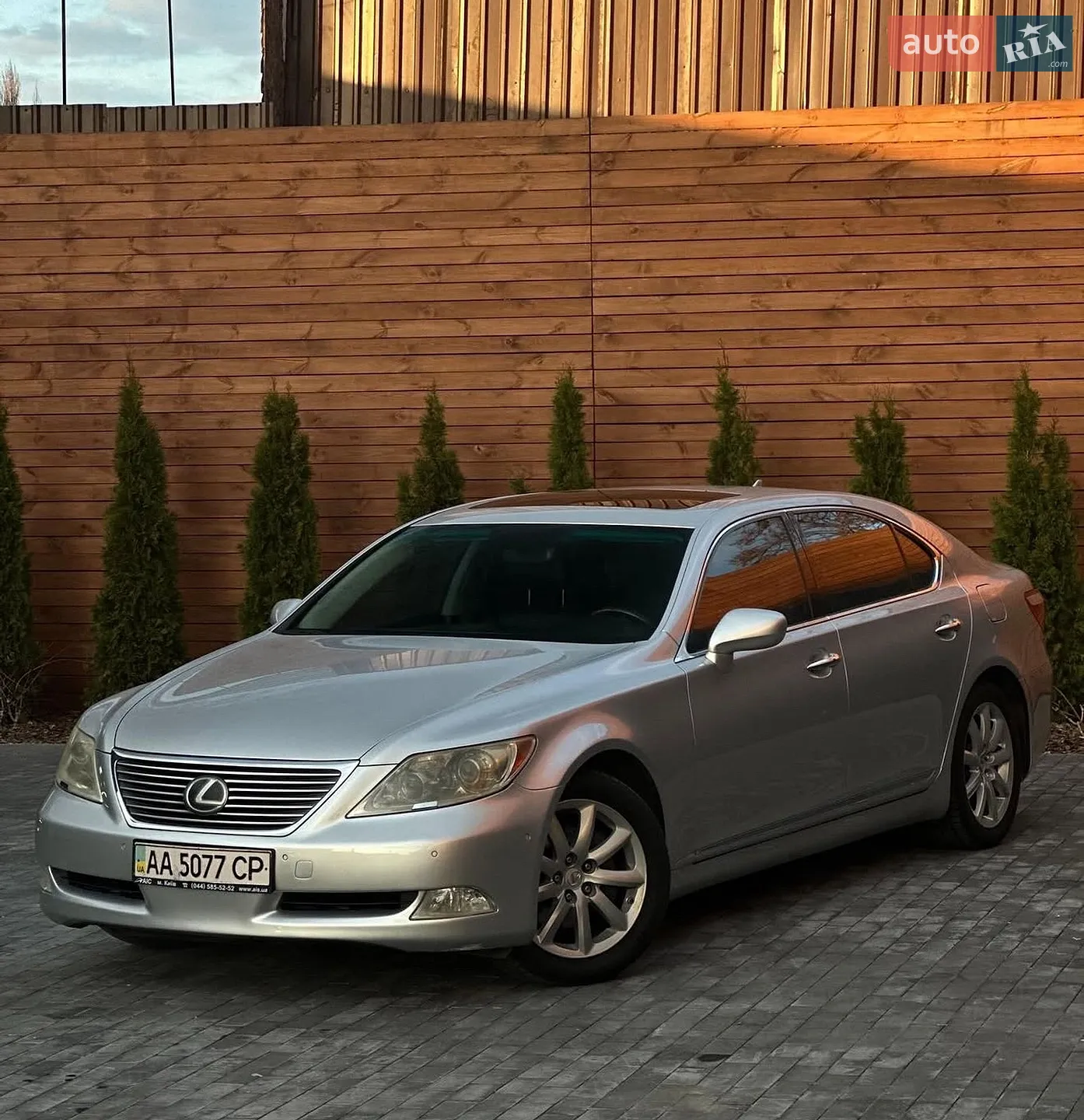 Lexus LS, 2007
