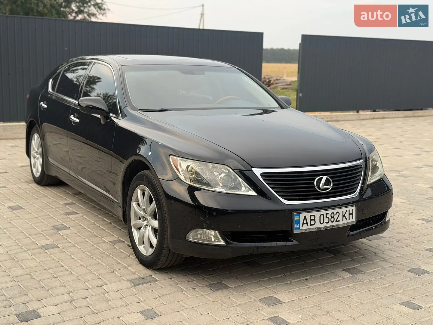 Lexus LS, 2007