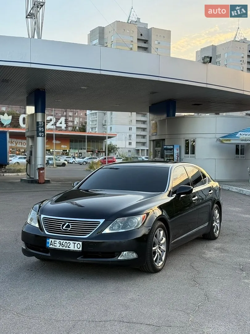 Lexus LS, 2007