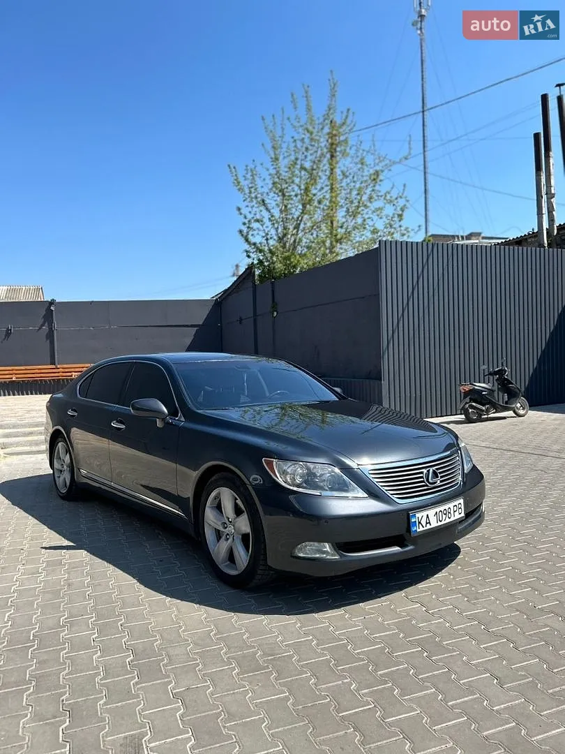 Lexus LS, 2007